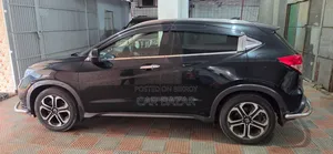 হোন্ডা ভেজেল ১.৫ টু-হুইল ড্রাইভ ২০১৫ কালো