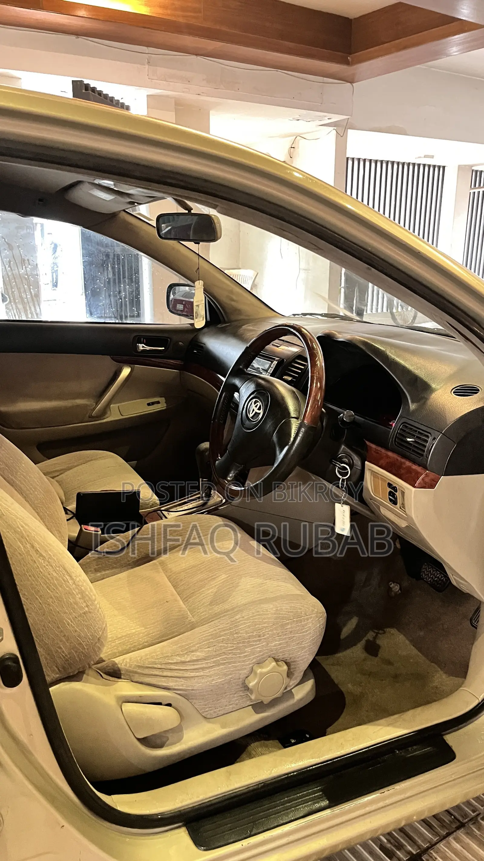 Toyota Premio 2002 Gold