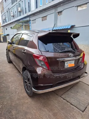 Toyota Vitz 2012 Gray