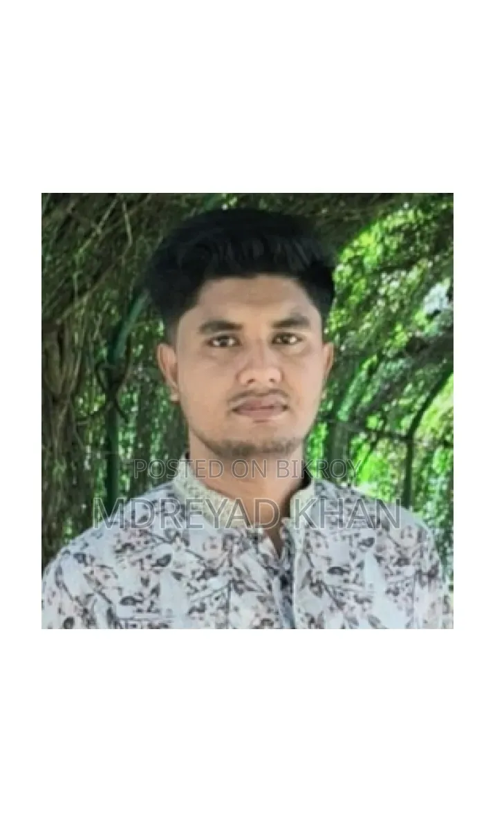 আমার নাম মো. রিয়াদ। আমি চট্টগ্রাম থেকে এসেছি আমার একটি চাকরি প্রয়োজন