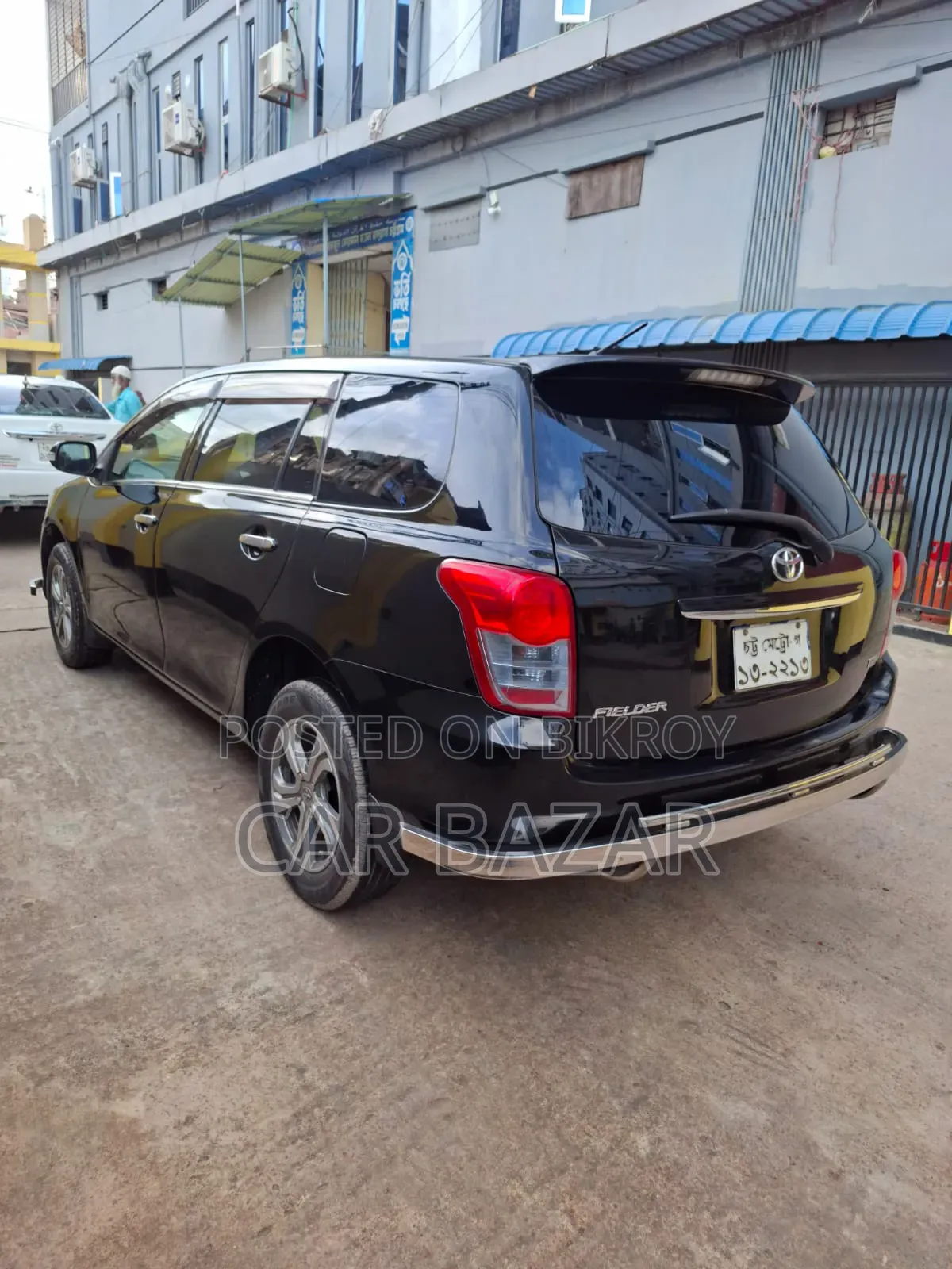 Toyota Corolla Fielder 1.5 Petrol FWD 2010 Black