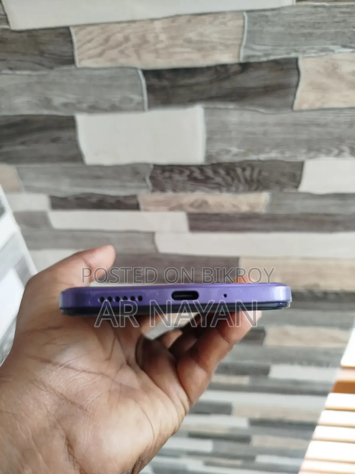 Vivo T4x 256 GB Purple