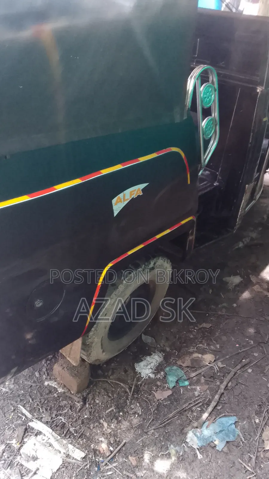 মহিন্দ্রা সেঞ্চুরো ২০২২ ব্ল্যাক