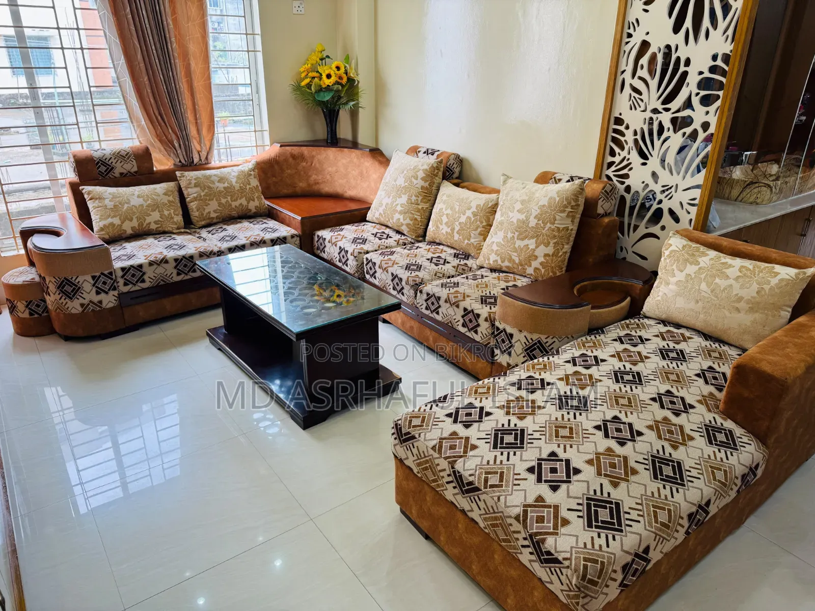 A sofa will be sold with a tea table