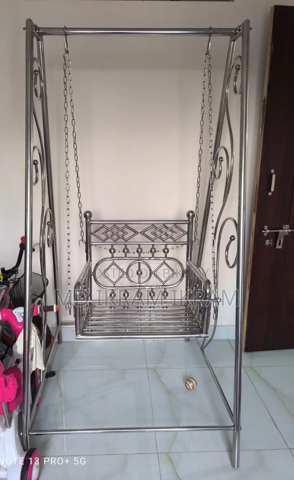 সম্পূর্ণ এস.এস এর তৈরি দোলনা বিক্রি করা হবে।