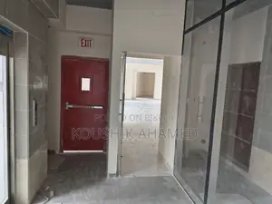 1355 SQFT Commercial Space for Rent (Official/Restaurant/Showroom)