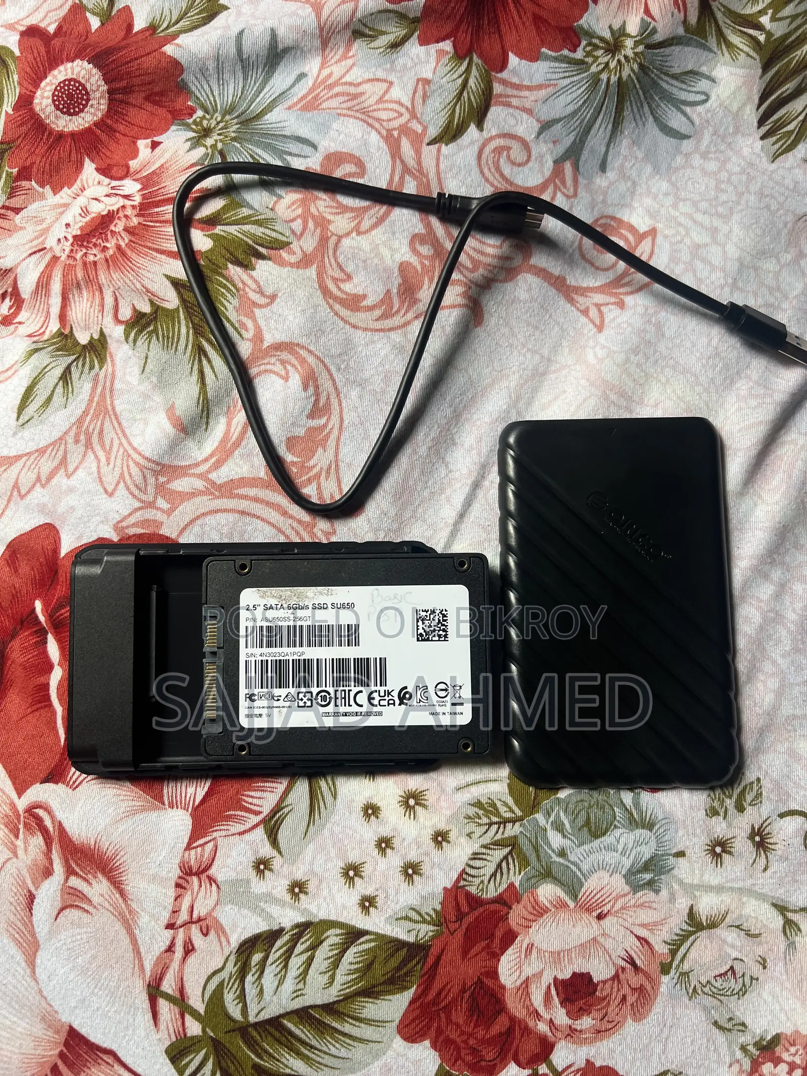এডাটা ২৫৬ জিবি এসএসডি উইথ ওরিকো কেস