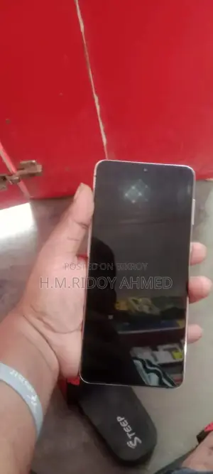 স্যামসাং গ্যালাক্সি এস২১+ ৫জি ১২৮ জিবি