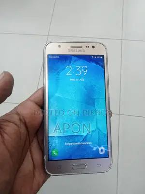 স্যামসাং গ্যালাক্সি জে৫ ৮ জিবি গোল্ড