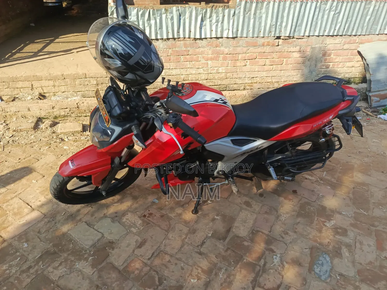 TVS Apache RTR 160 4V 2021 Red