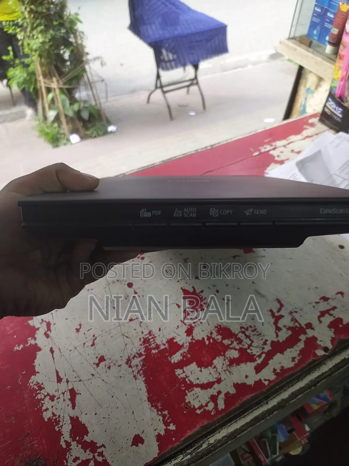 Canon Scanner LiDE300
