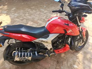 TVS Apache RTR 160 4V 2021 Red