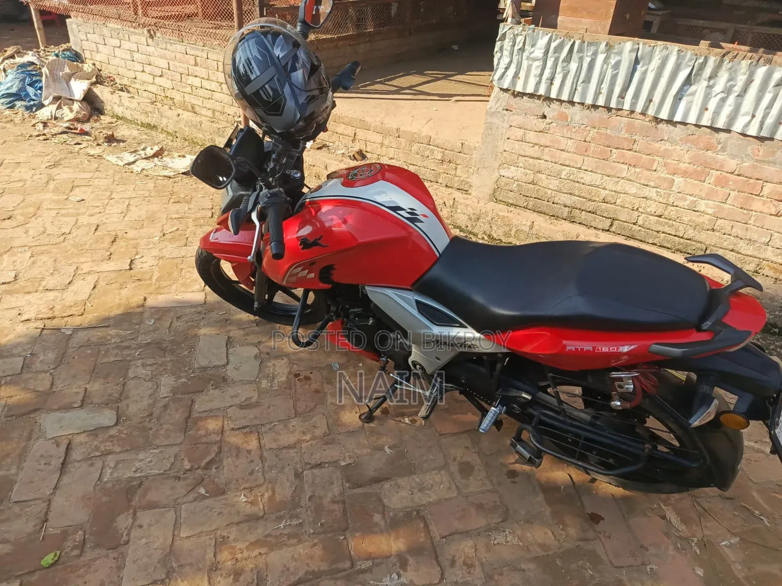 TVS Apache RTR 160 4V 2021 Red