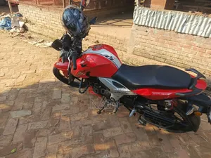 TVS Apache RTR 160 4V 2021 Red