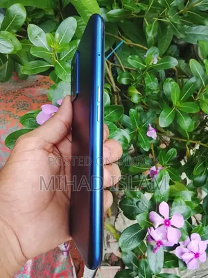 রিয়েলমি ৯ ৫জি স্পিড ১২৮ জিবি ব্লু
