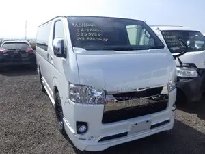 Toyota HiAce 2023 White