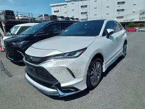 Toyota Harrier 2023 White