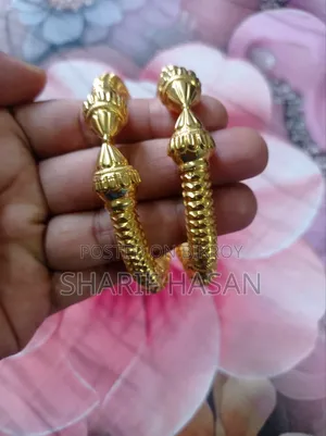 Designer Gold Bangle for Sale
