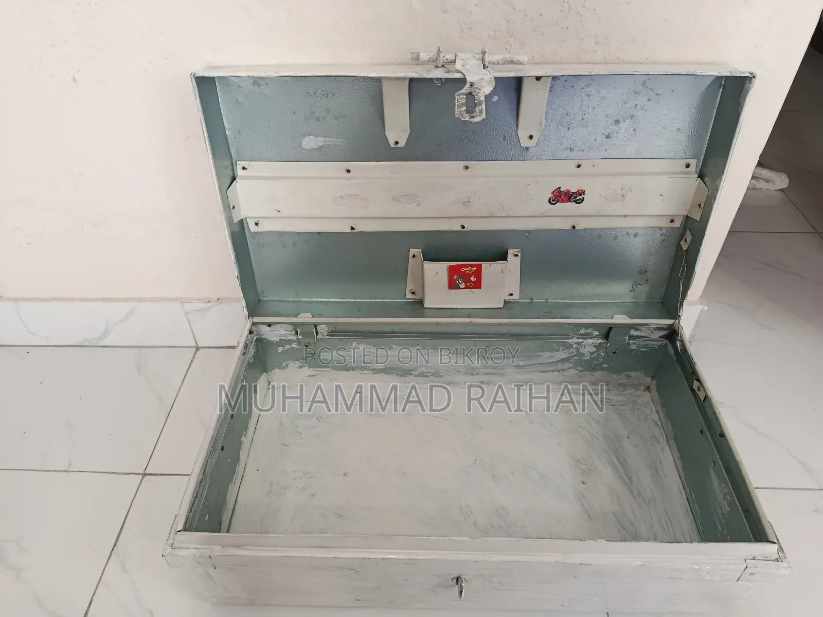 ট্রাঙ্ক বিক্রি