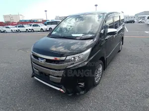 টয়োটা নোয়াহ ২০২১ ব্ল্যাক