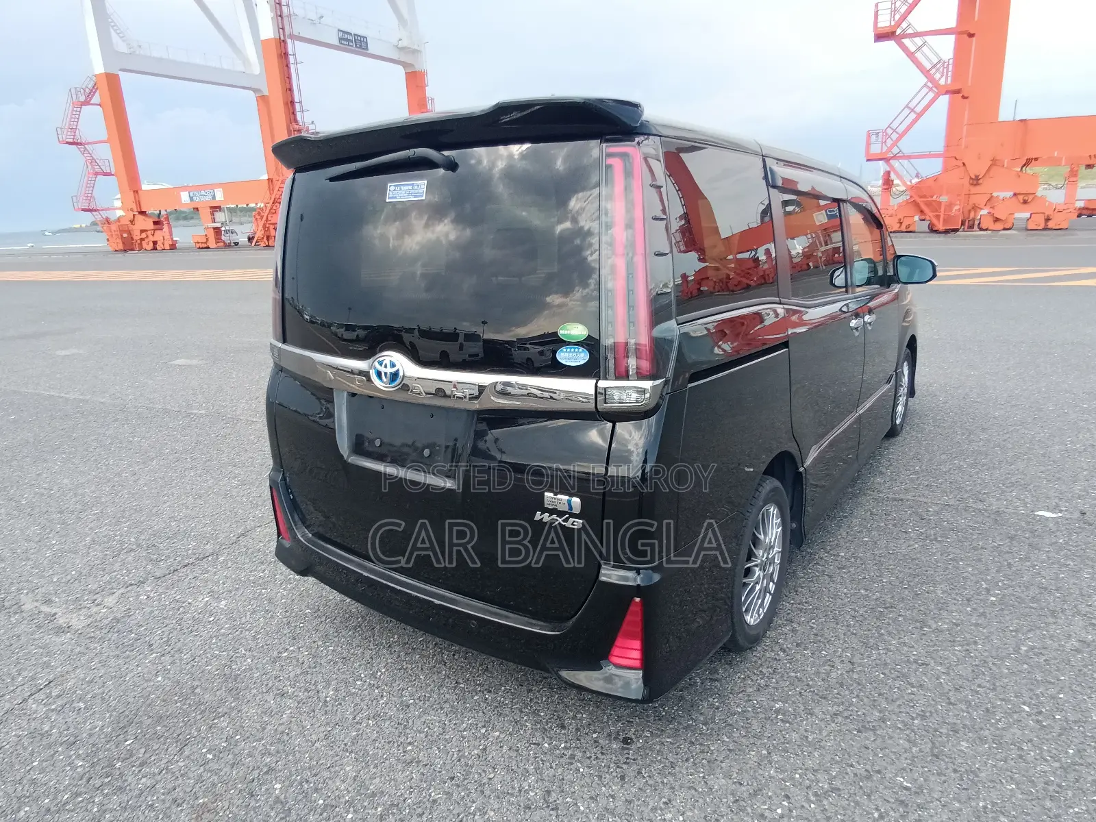 Toyota Noah 2021 Black