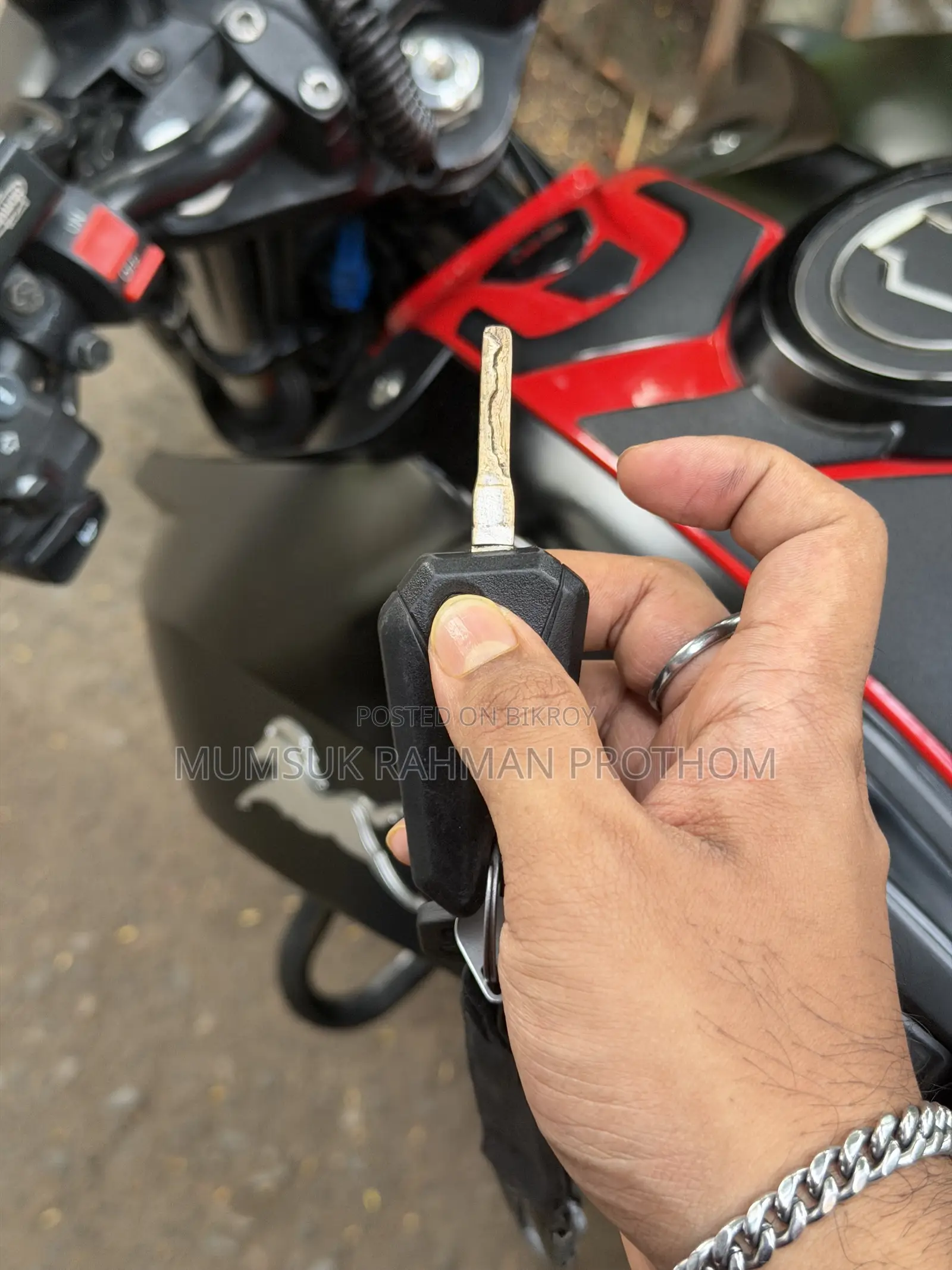 TVS Apache RTR 160 4V Fi 2023 Black