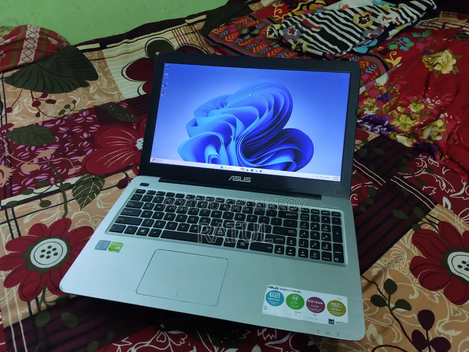 Laptop Asus 8GB Intel Core i5 HDD+SSD 640GB