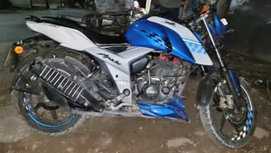 TVS Apache RTR 160 4V 2020 Green
