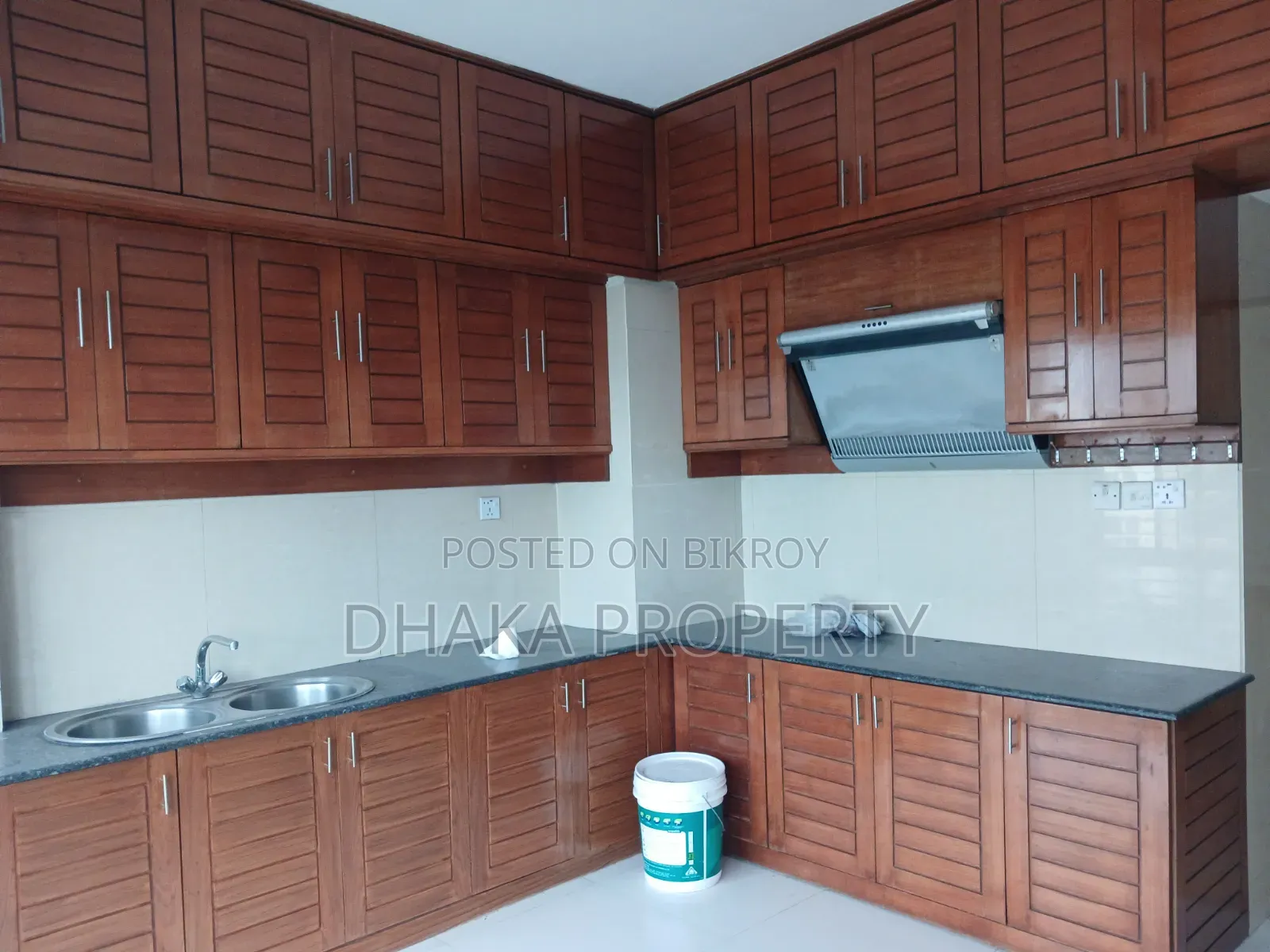 4-Bedroom Apartment in Gulshan for Rent