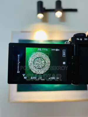 Fujifilm Mirrorless DSLR Camera With XC 35 Mm F/2 Prime Lense