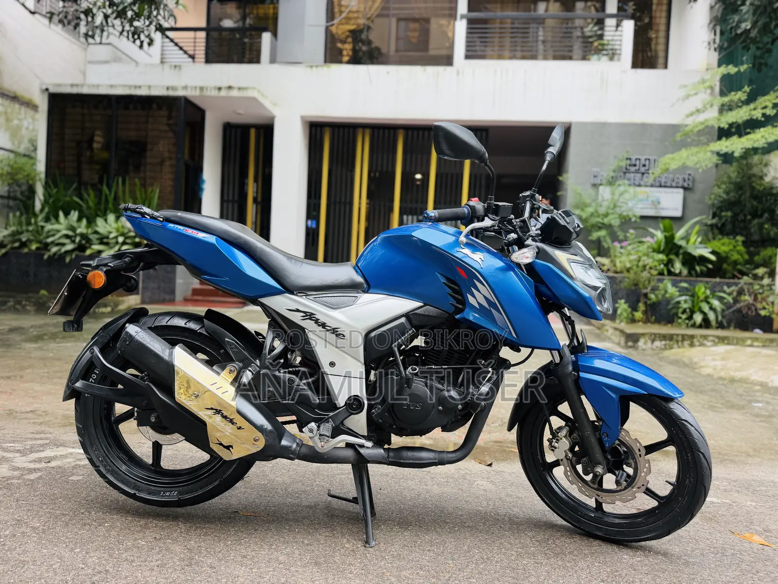 টিভিএস আপাচি আরটিআর ১৬০ ৪ভি ২০২২ নীল