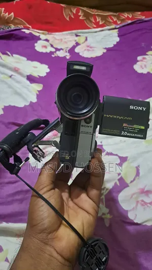 ভিডিও ক্যামেরা