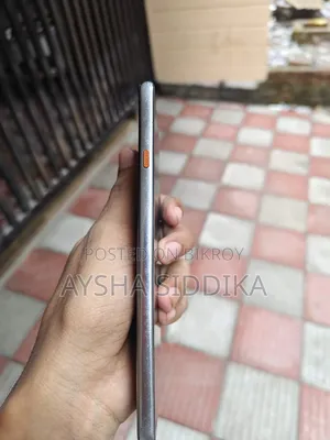 টেকনো ক্যামন ৪০ ২৫৬ জিবি ব্ল্যাক