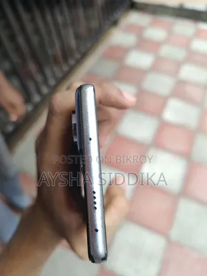 টেকনো ক্যামন ৪০ ২৫৬ জিবি ব্ল্যাক