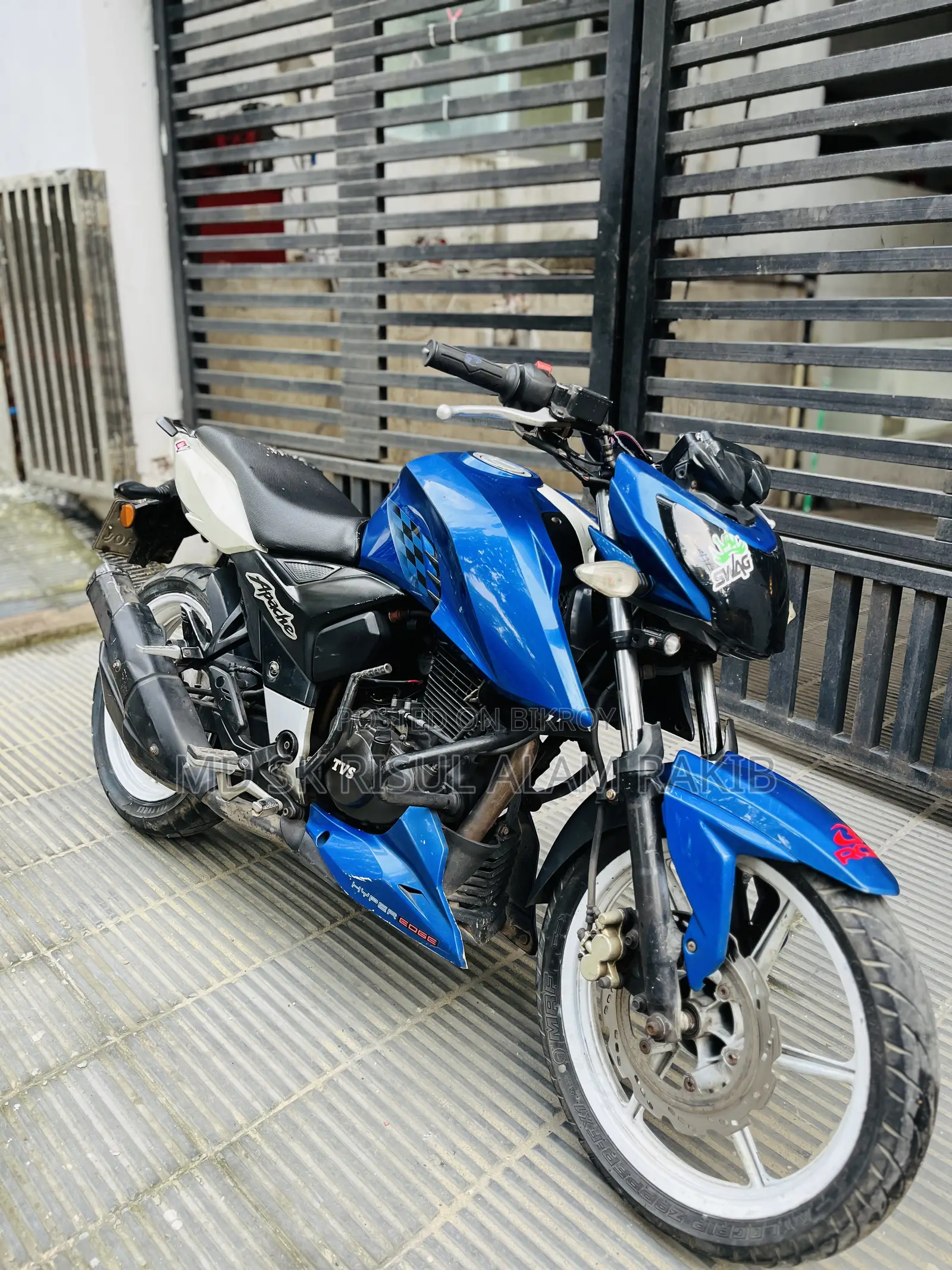 টিভিএস অ্যাপাচি আরটিআর ১৬০ ৪ভি ২০১৯ নীল