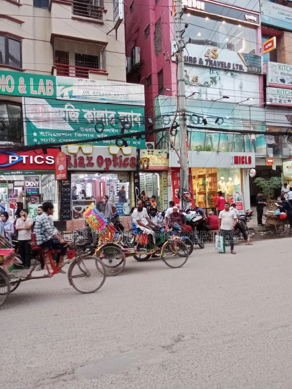Uttara Commercial Space || 1500 Square Feet Sale