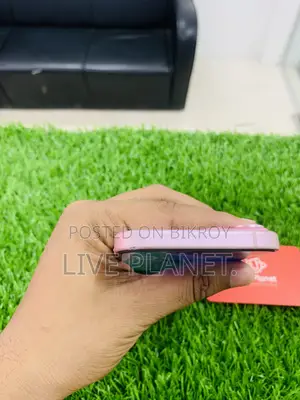 Apple iPhone 15 128 GB Pink