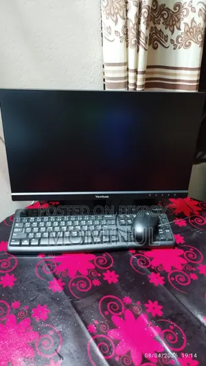 Desktop Computer 8GB AMD Ryzen 5 SSD 256GB