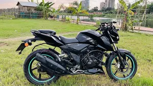 TVS Apache RTR 160 4V 2018 Black