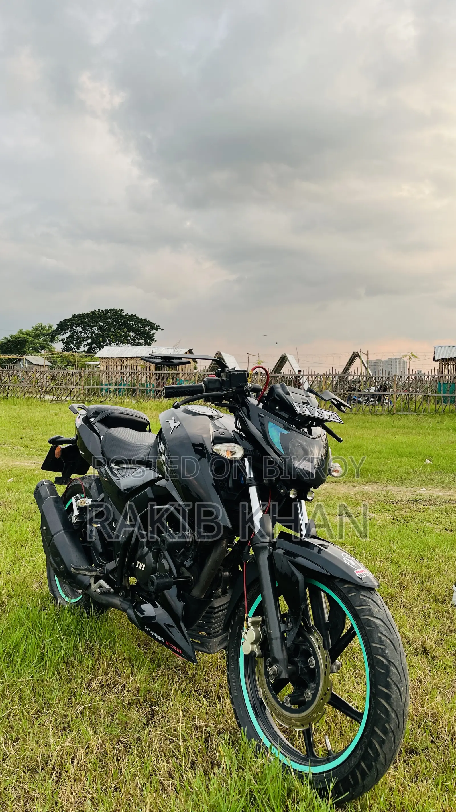 TVS Apache RTR 160 4V 2018 Black