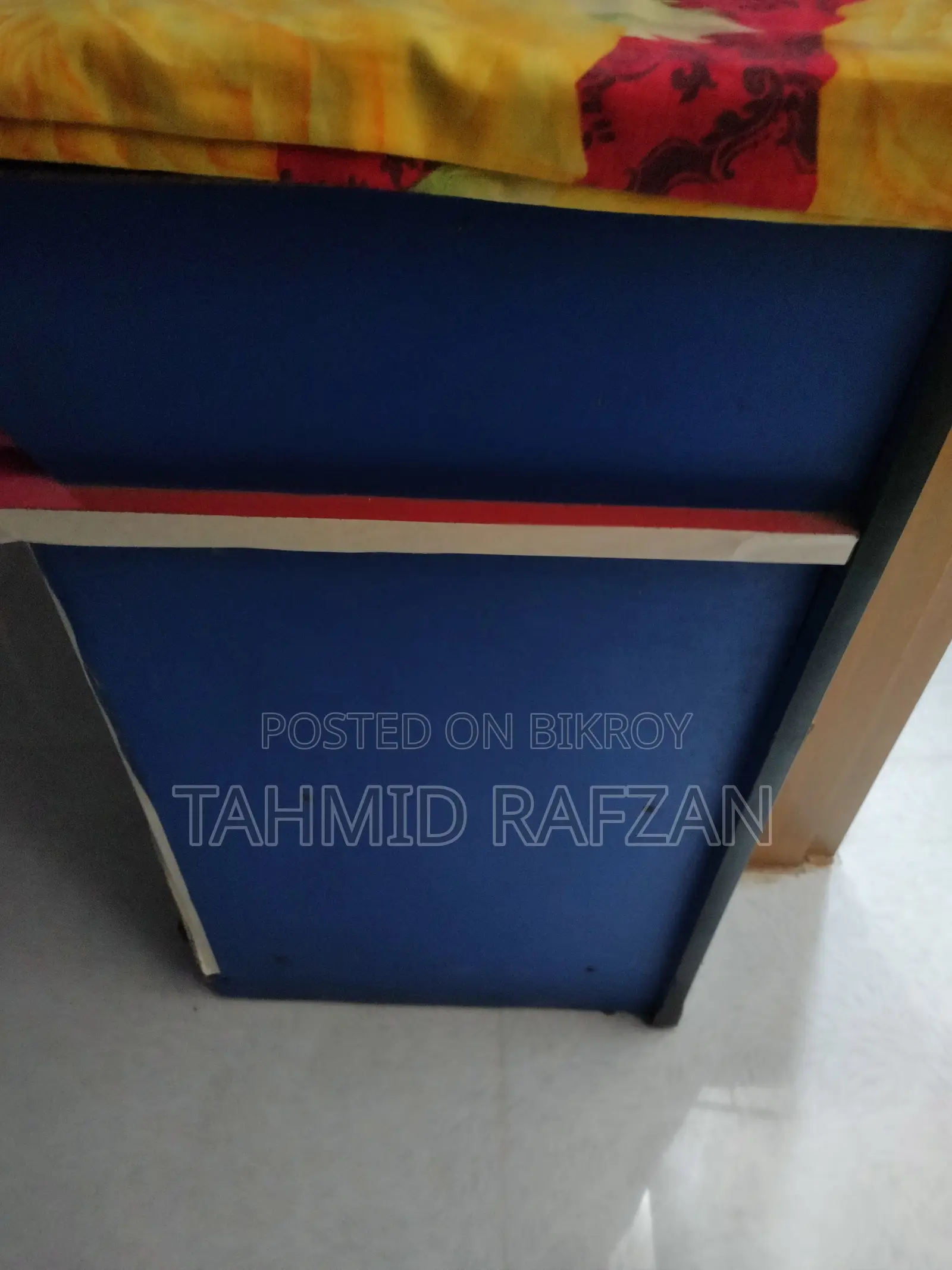 ফিশ/টিভি স্ট্যান্ড