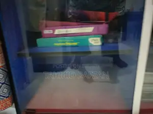 ফিশ/টিভি স্ট্যান্ড