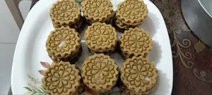 কেক, কুকিজ, বুটের বরফি, পিঠা, খুরমা