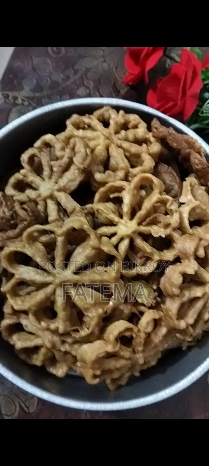 কেক, কুকিজ, বুটের বরফি, পিঠা, খুরমা