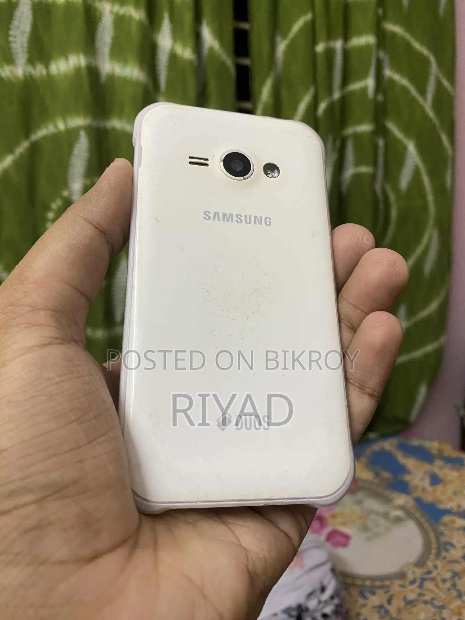 Samsung Galaxy J1 Ace 4 GB White