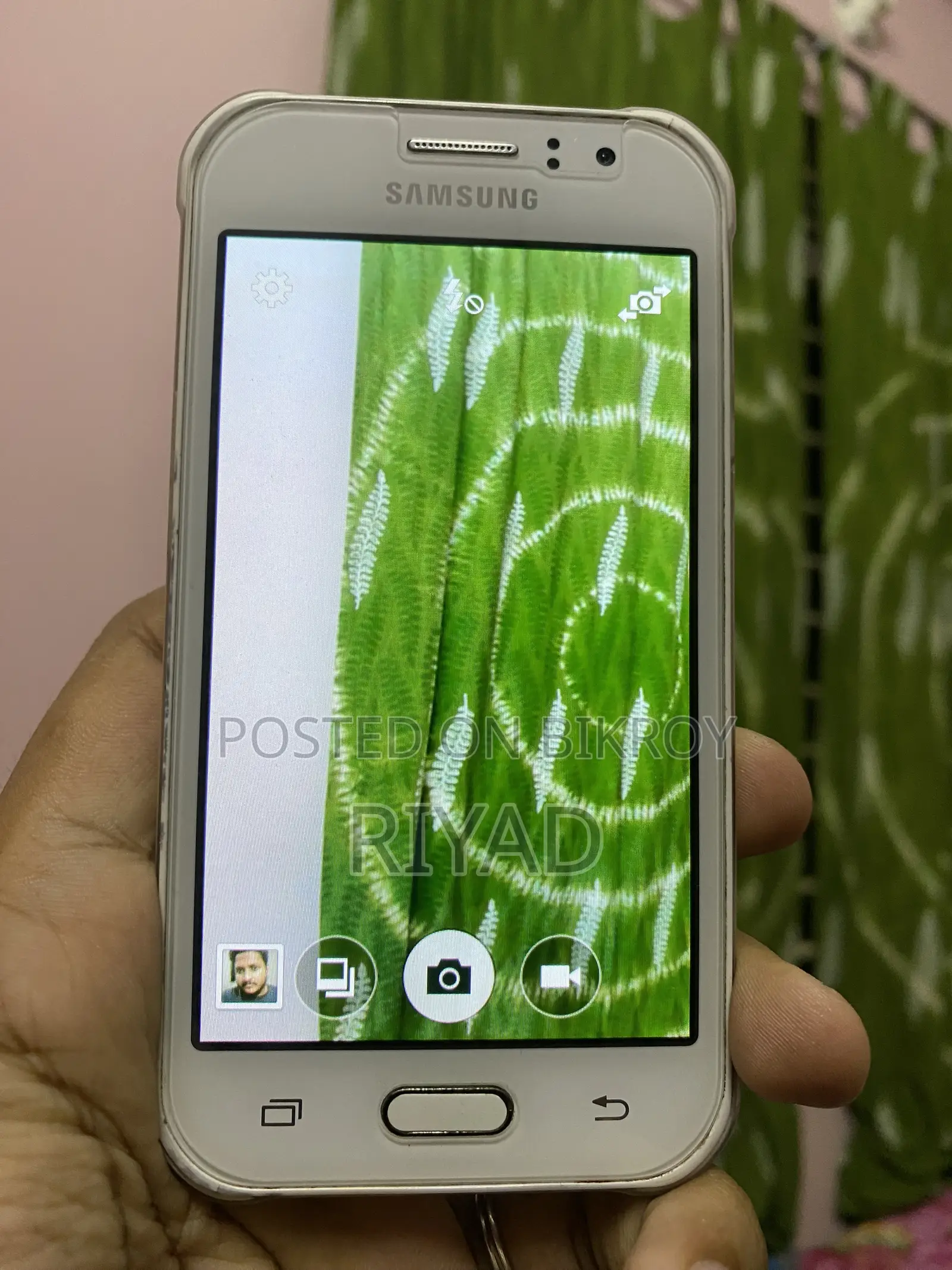 Samsung Galaxy J1 Ace 4 GB White