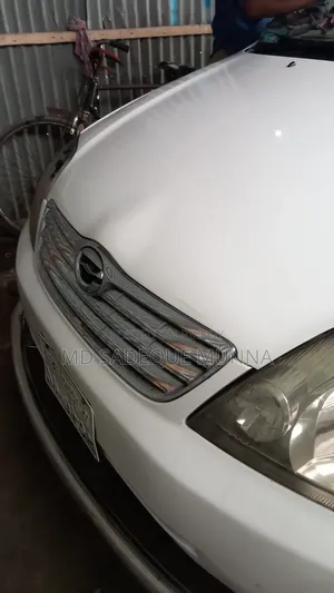Toyota Corolla RunX 2003 White