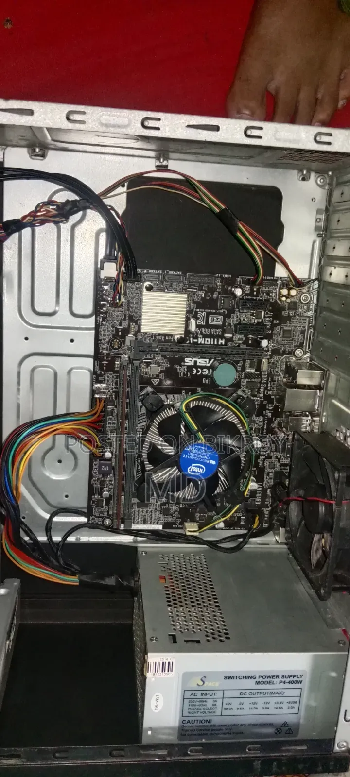 Desktop Computer ASUS 4GB HDD 1T
