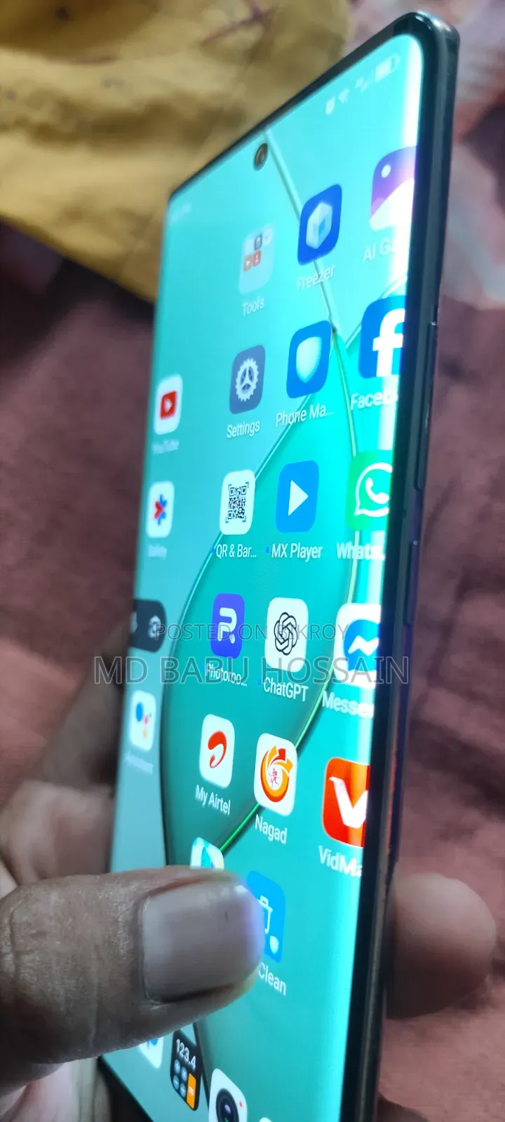 টেকনো স্পার্ক ২০ প্রো প্লাস ২৫৬ জিবি হোয়াইট