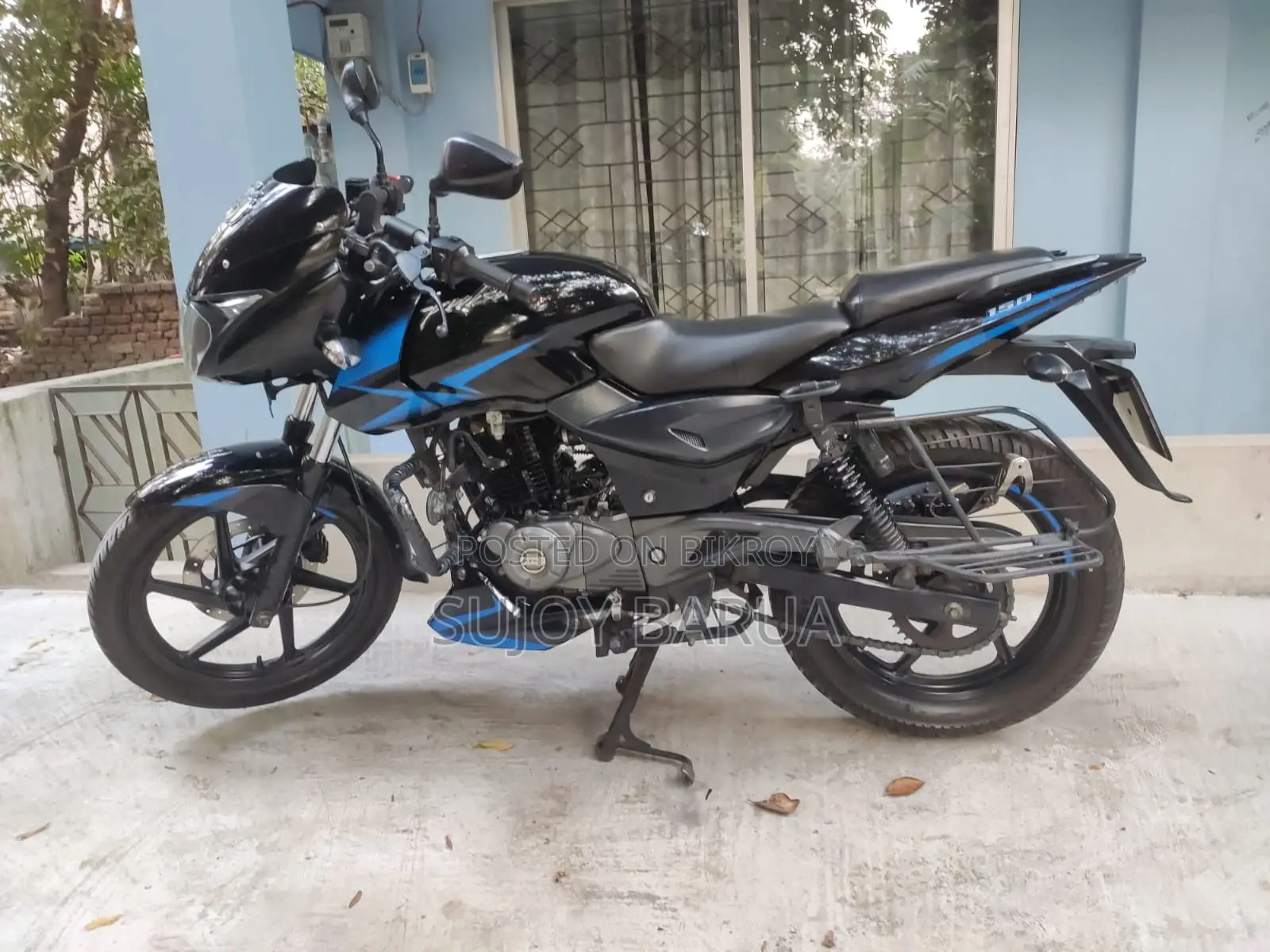বাজাজ পালসার ১৫০ ২০১৯ ব্লু